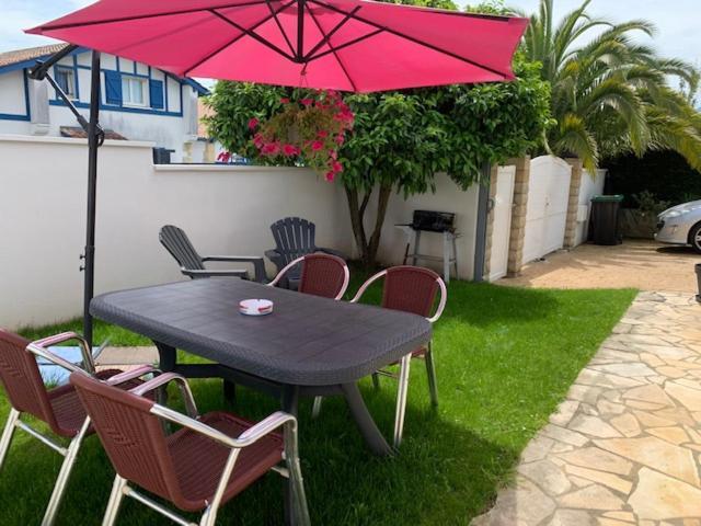 Les Hirondelles 2Km De La Plage-Jardin-Wifi-Parking-Draps Et Serviettes Hendaye Εξωτερικό φωτογραφία